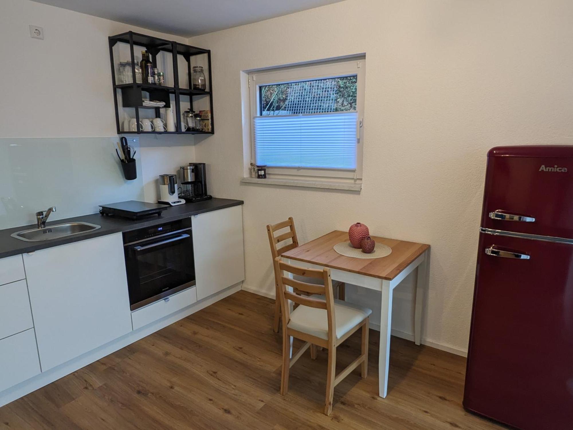 Modernes 1- Zimmer- Apartment Am Fusse Des Hohenstaufen Göppingen Buitenkant foto