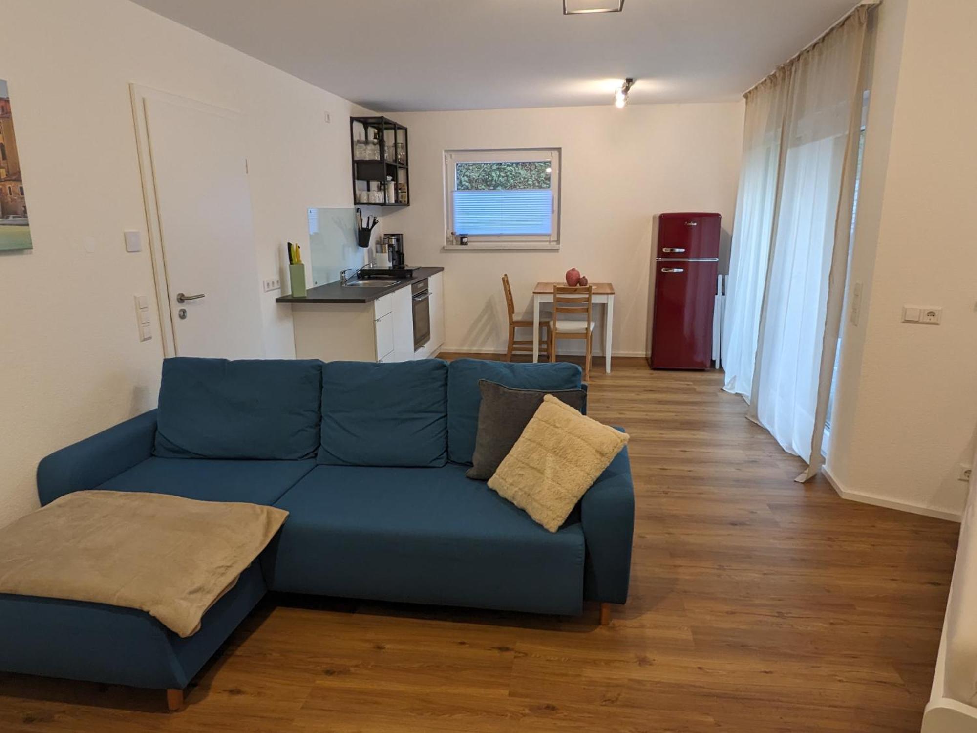 Modernes 1- Zimmer- Apartment Am Fusse Des Hohenstaufen Göppingen Buitenkant foto